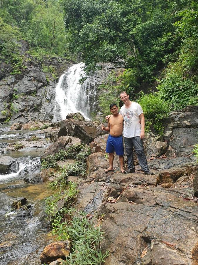 Bee Bee'S Chalets Home Stay And Trekking Banlung Экстерьер фото